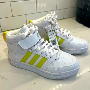 adidas Postmove Mid Shoes Cloud Youth size 4